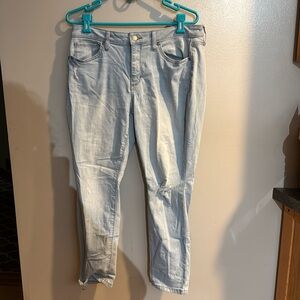 Sonoma size 14 Short skinny denim jeans light wash EUC